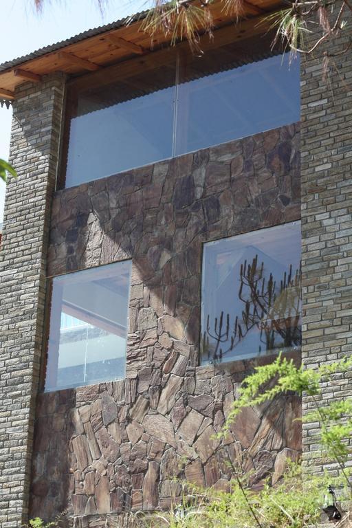 Kasar Rainbow Yoga Retreat Vila Almora Exterior foto