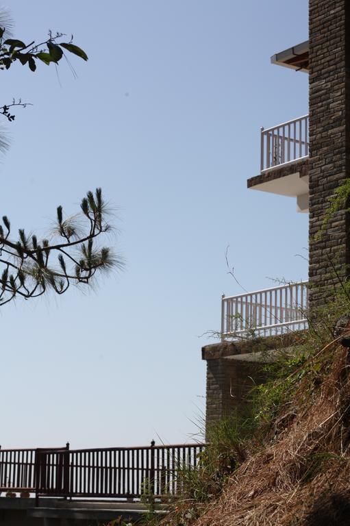 Kasar Rainbow Yoga Retreat Vila Almora Exterior foto